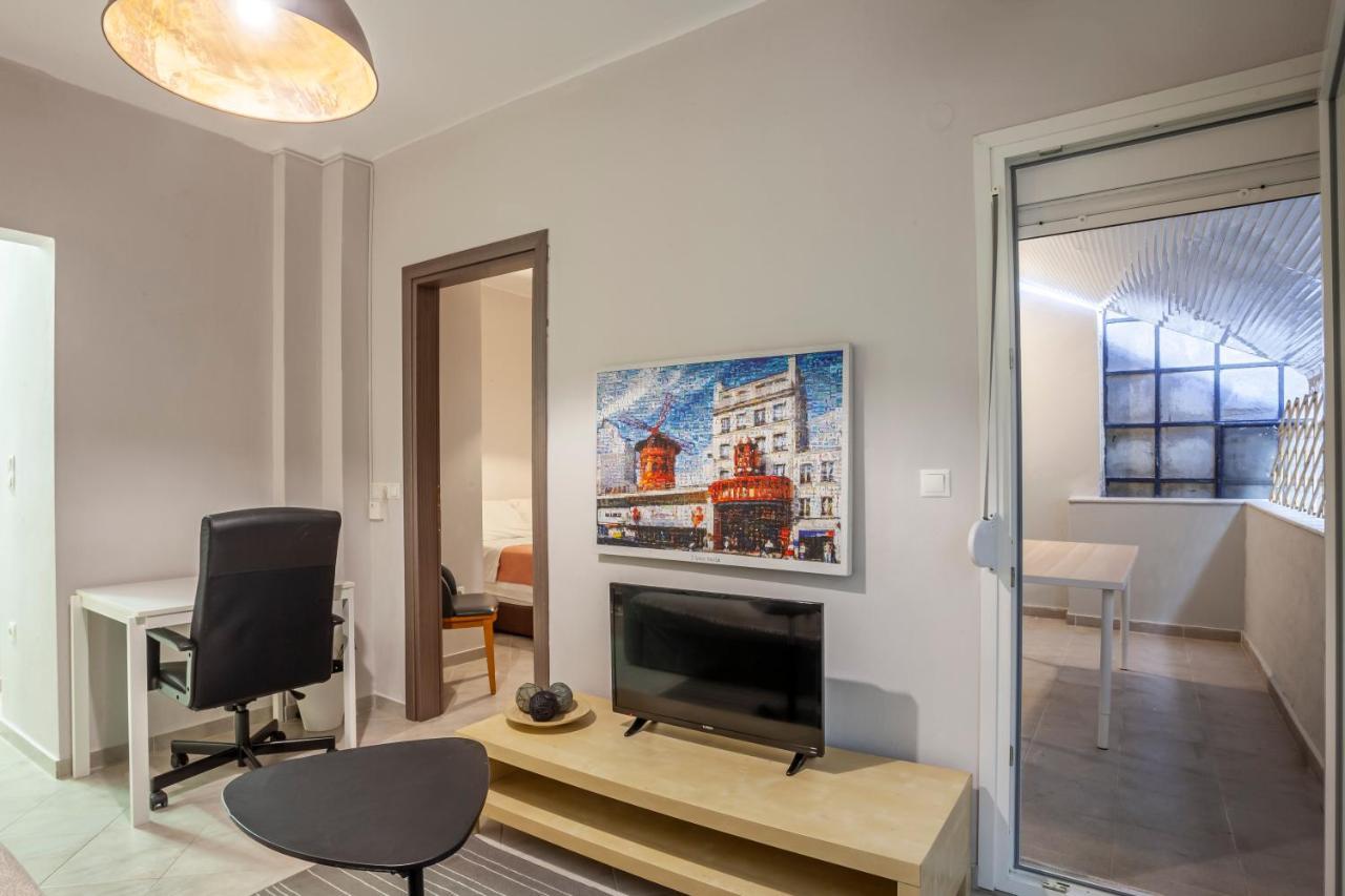Be Queen-Your Urban Stay Салоники Экстерьер фото