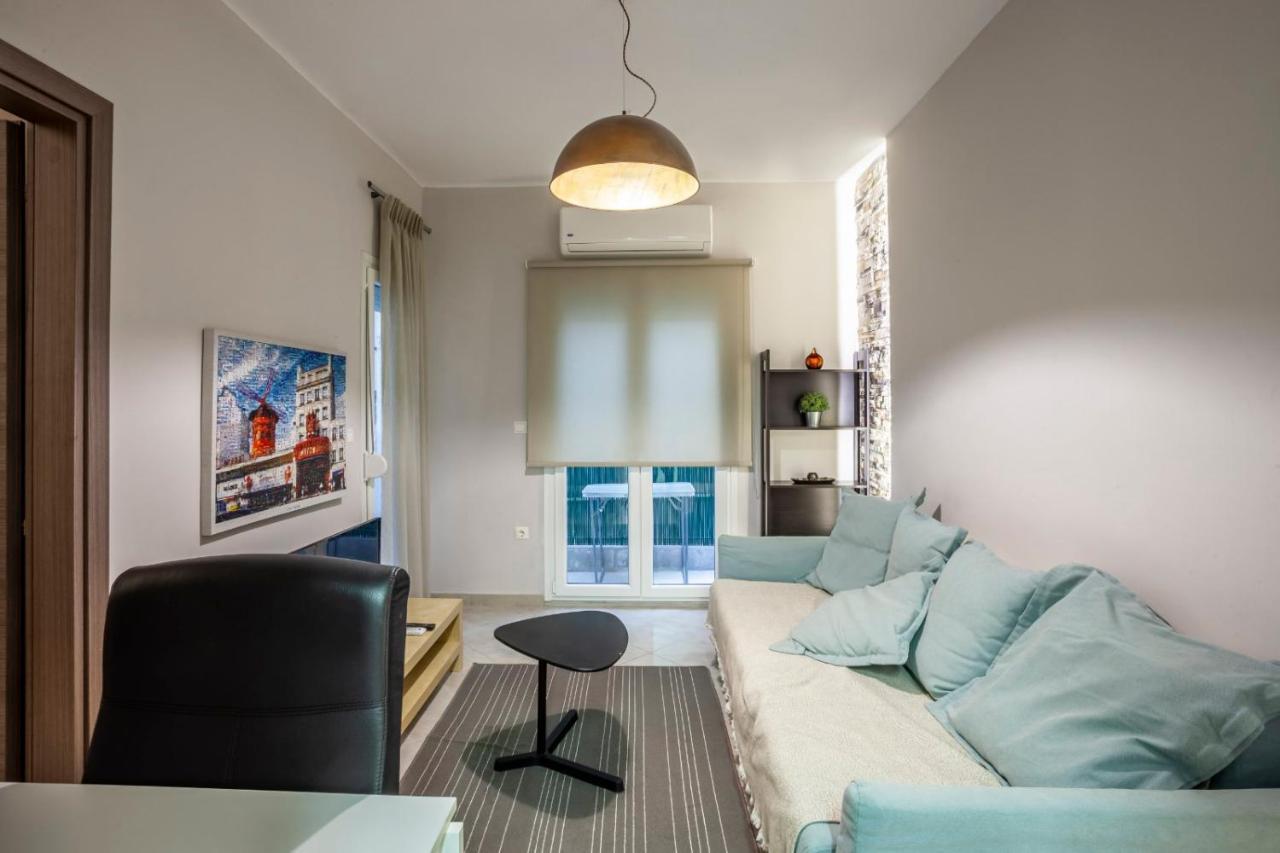 Be Queen-Your Urban Stay Салоники Экстерьер фото