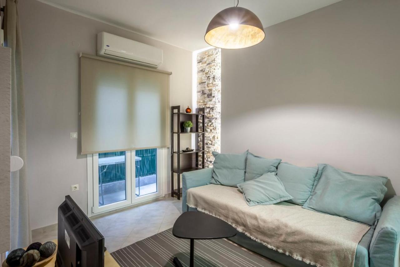 Be Queen-Your Urban Stay Салоники Экстерьер фото