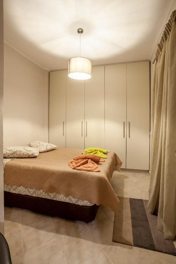Be Queen-Your Urban Stay Салоники Экстерьер фото